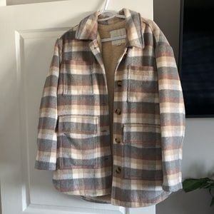 American Eagle Sherpa lined plaid oversized jacket